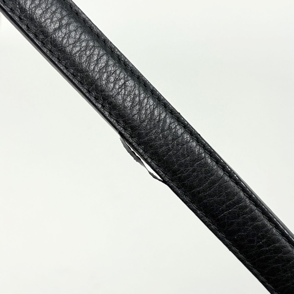 Loewe Logo Shoulder Bag Leather Black — view 5