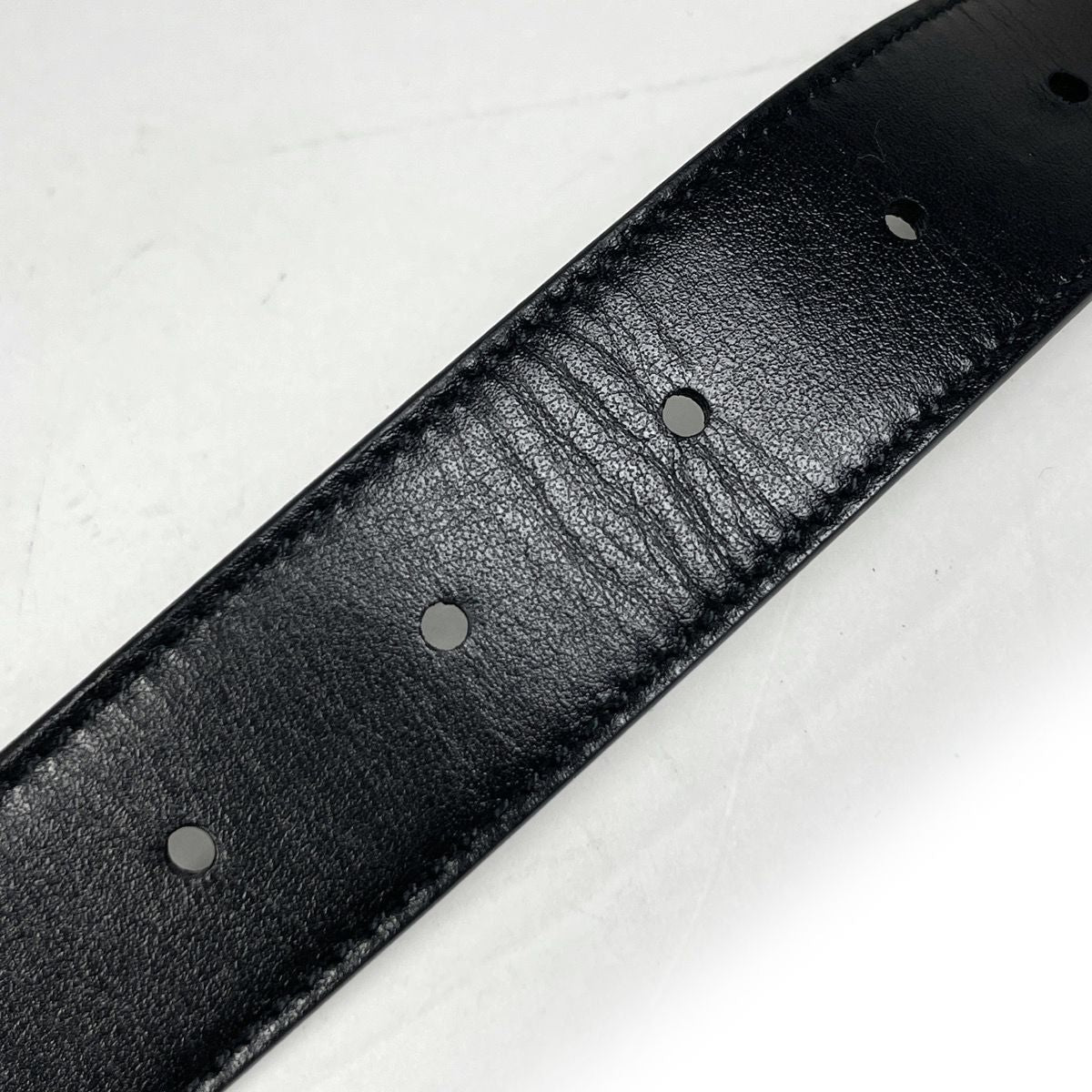 Gucci GG Marmont Reversible Belt Double Leather Beige Black — view 3