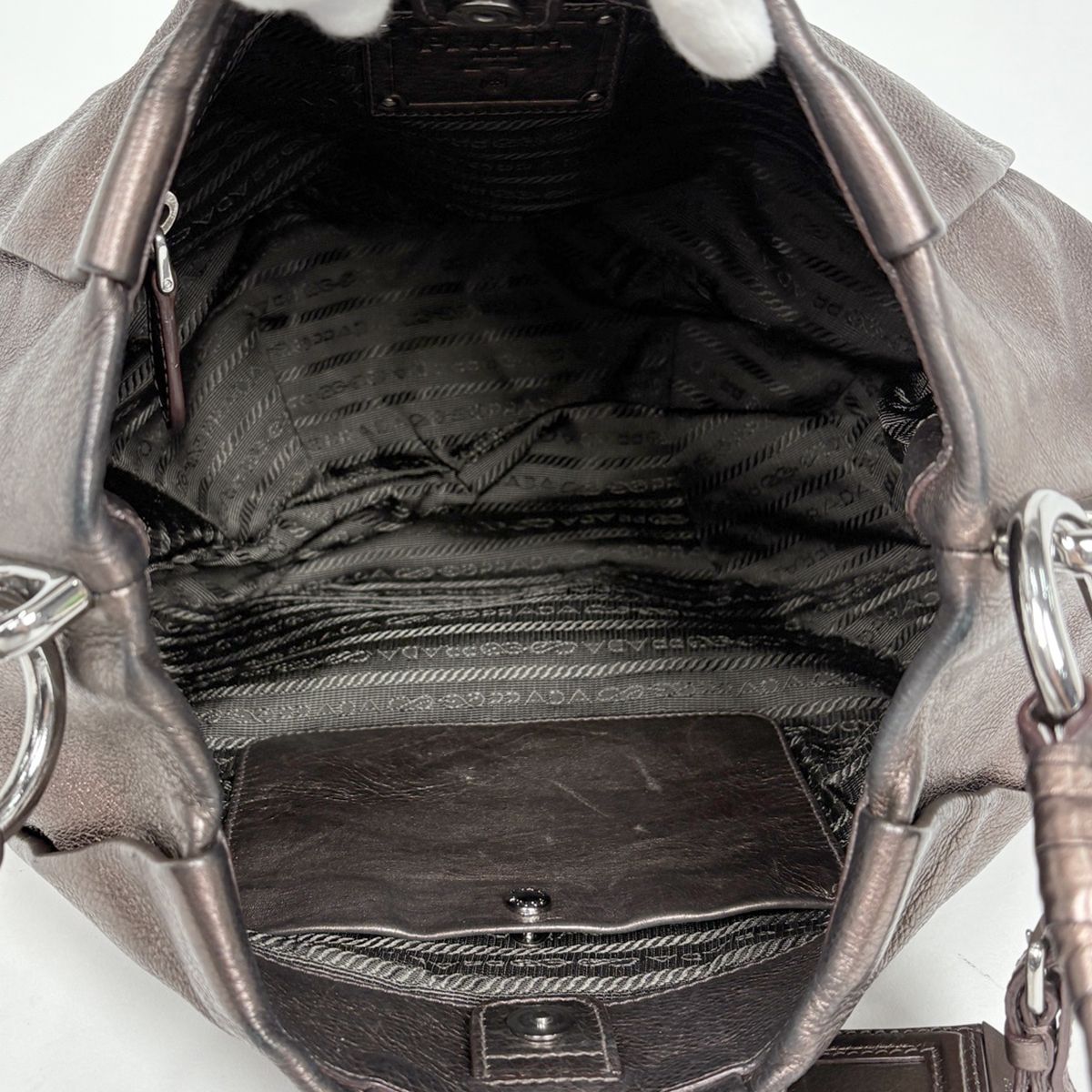 Prada Logo Shoulder Bag Leather Blanc — view 7