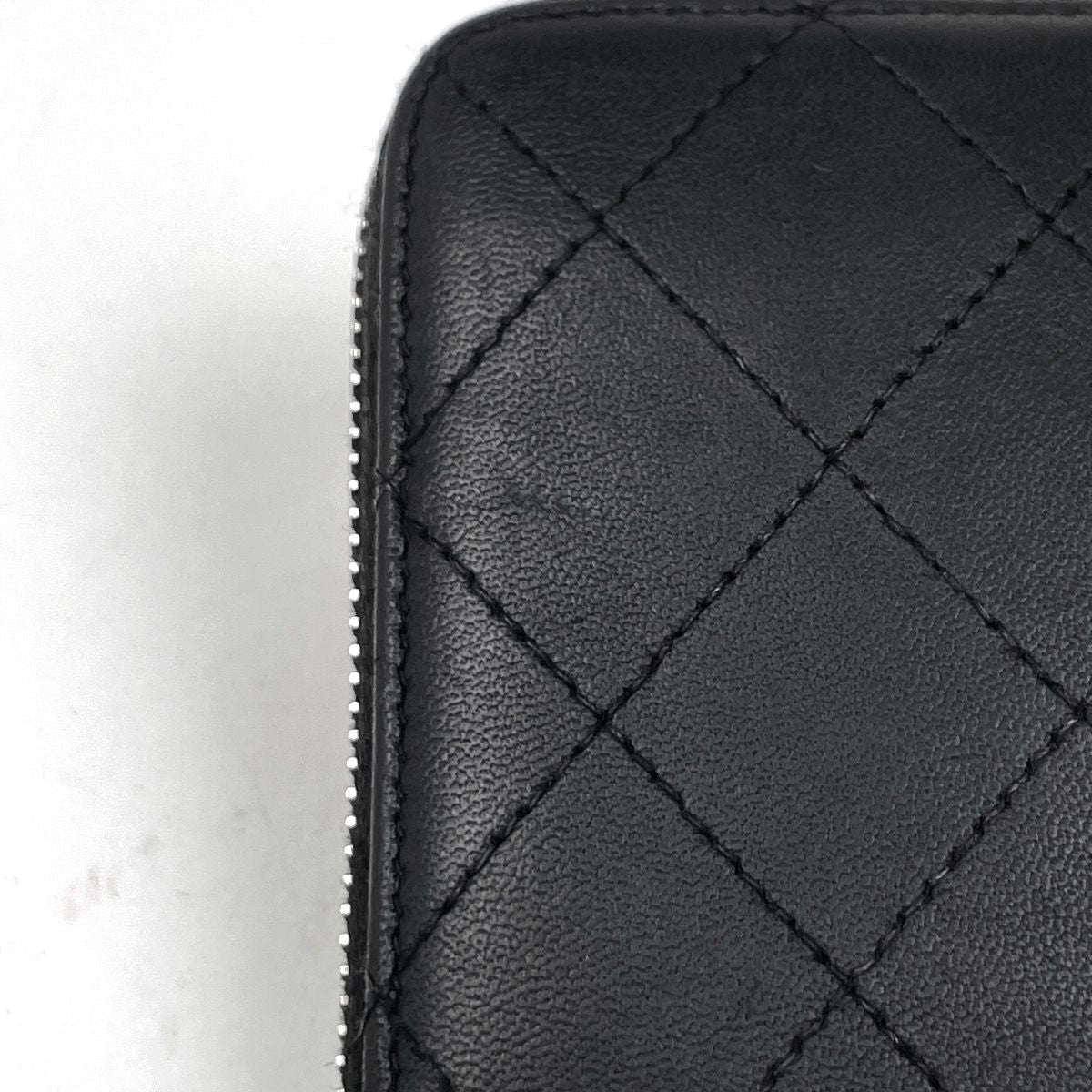 Chanel CC Logo Zip Around Wallet Quilted Leather Black — view 4