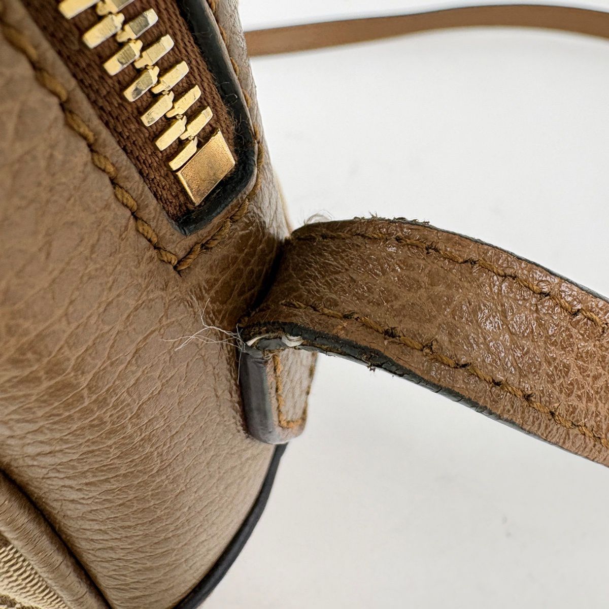Gucci GG Pattern Shoulder Bag Canvas Brown — view 5