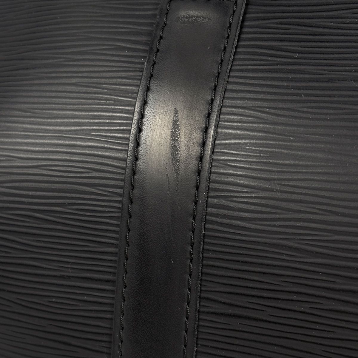 Louis Vuitton Keepall 45 Boston Bag Epi Noir — view 4