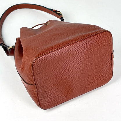 Louis Vuitton Petit Noe Shoulder Drawstring Bag Epi Kenya Brown — view 2