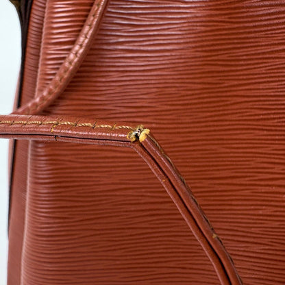Louis Vuitton Petit Noe Shoulder Drawstring Bag Epi Kenya Brown — view 4