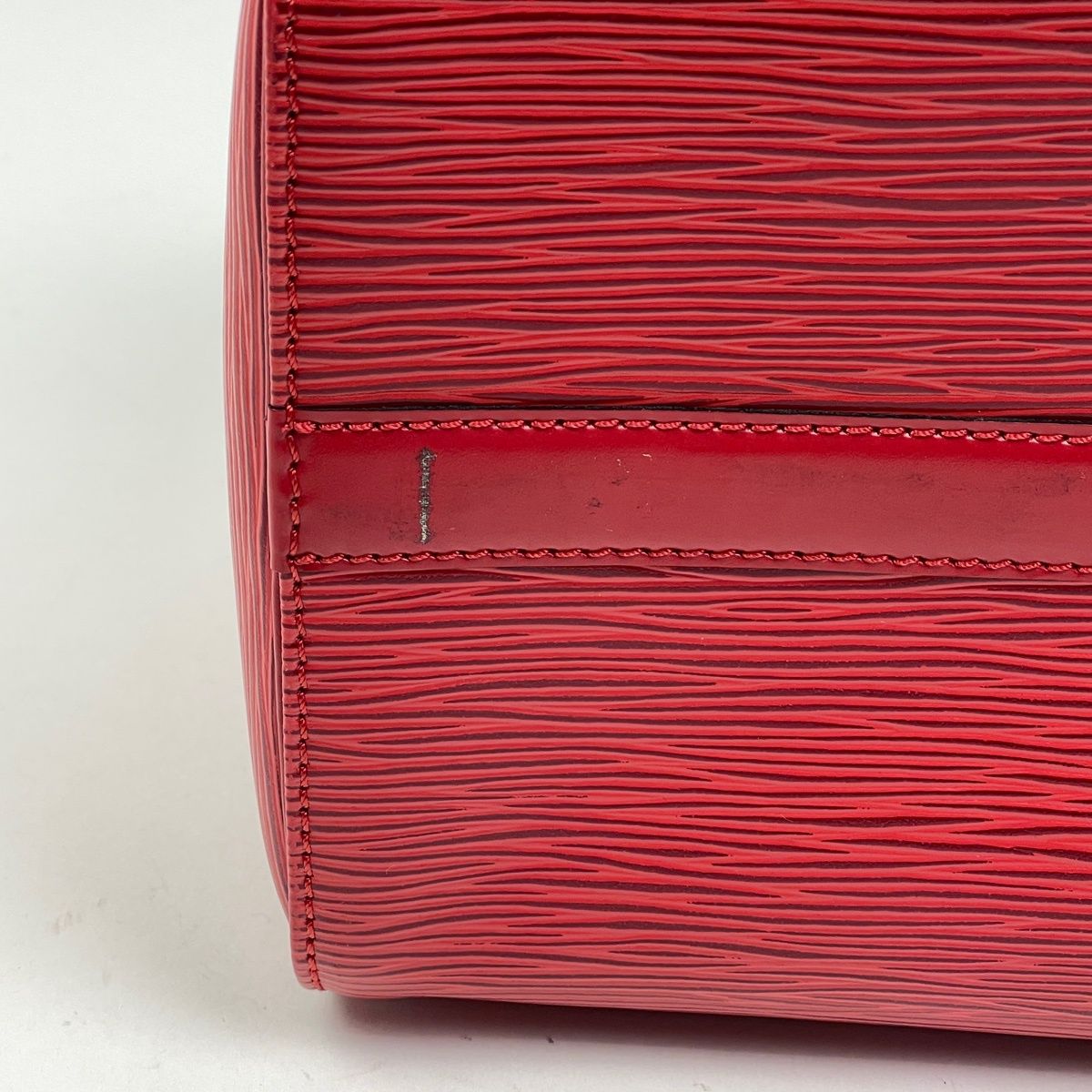 Louis Vuitton Speedy 30 Handbag Epi Castilian — view 4