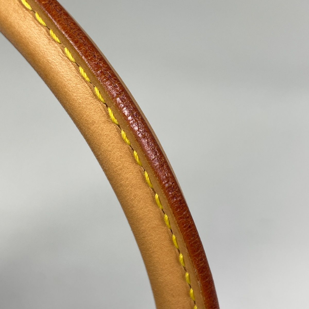 Louis Vuitton Looping MM Shoulder Bag Monogram Brown — view 6