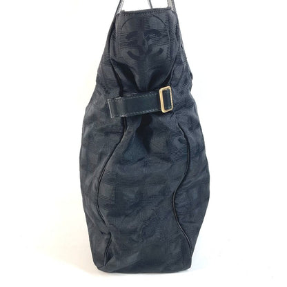 Chanel Shoulder Bag New Travel Line GM Leather Nylon Black — view 4
