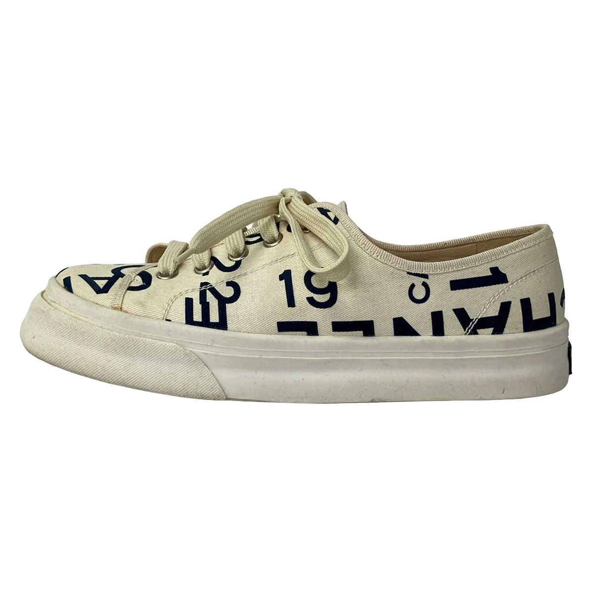 Chanel Sneakers 36 Ivory Navy Logo
