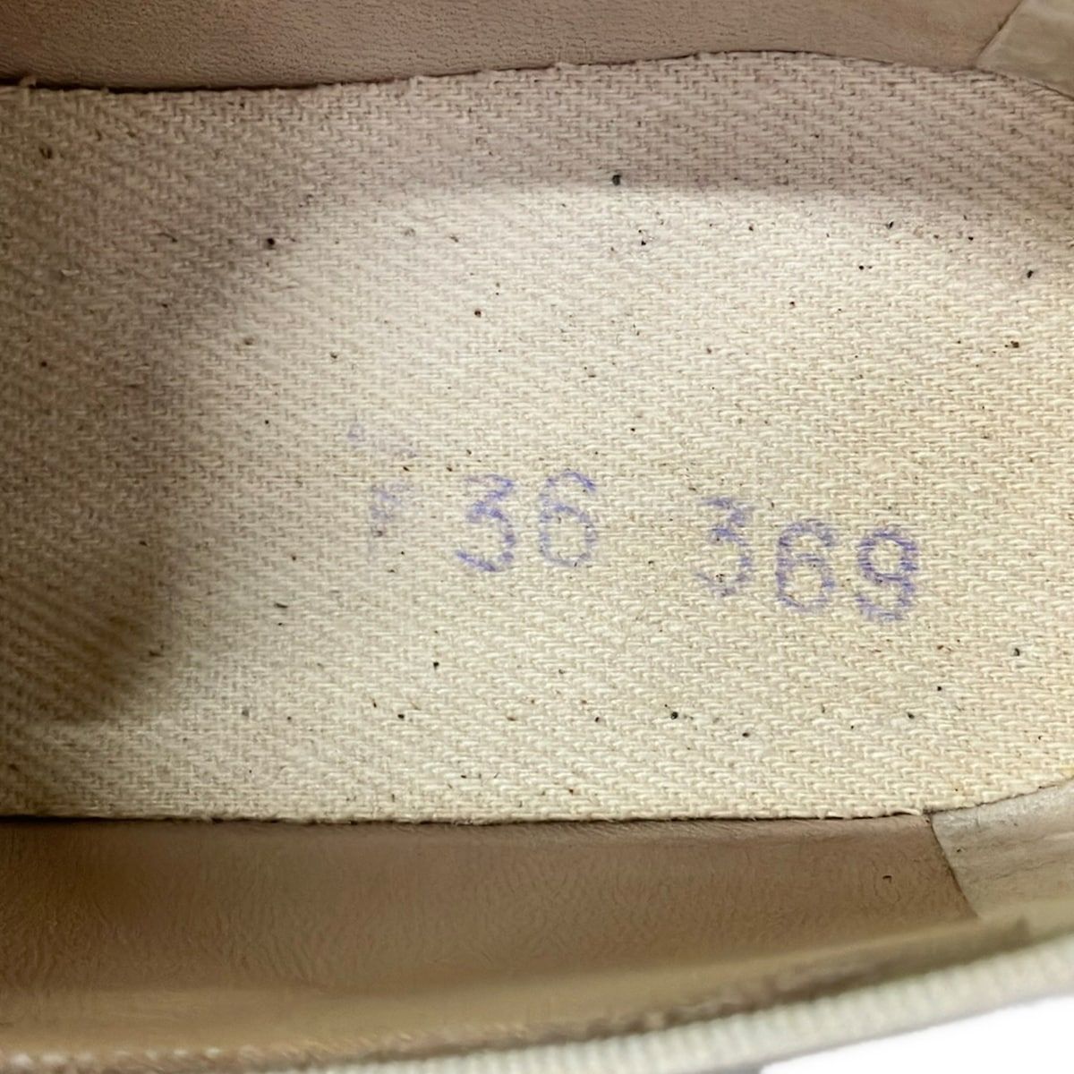 Chanel Sneakers 36 Ivory Navy Logo — view 6