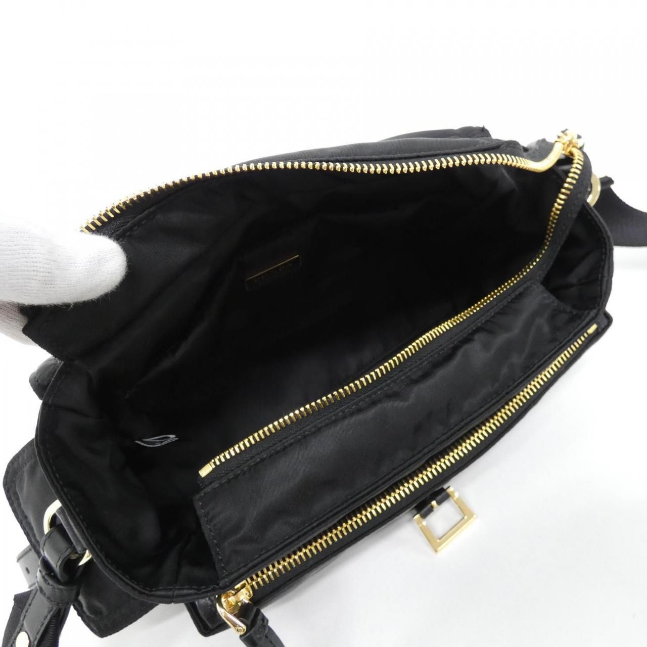 Prada Shoulder Bag Gold — view 7