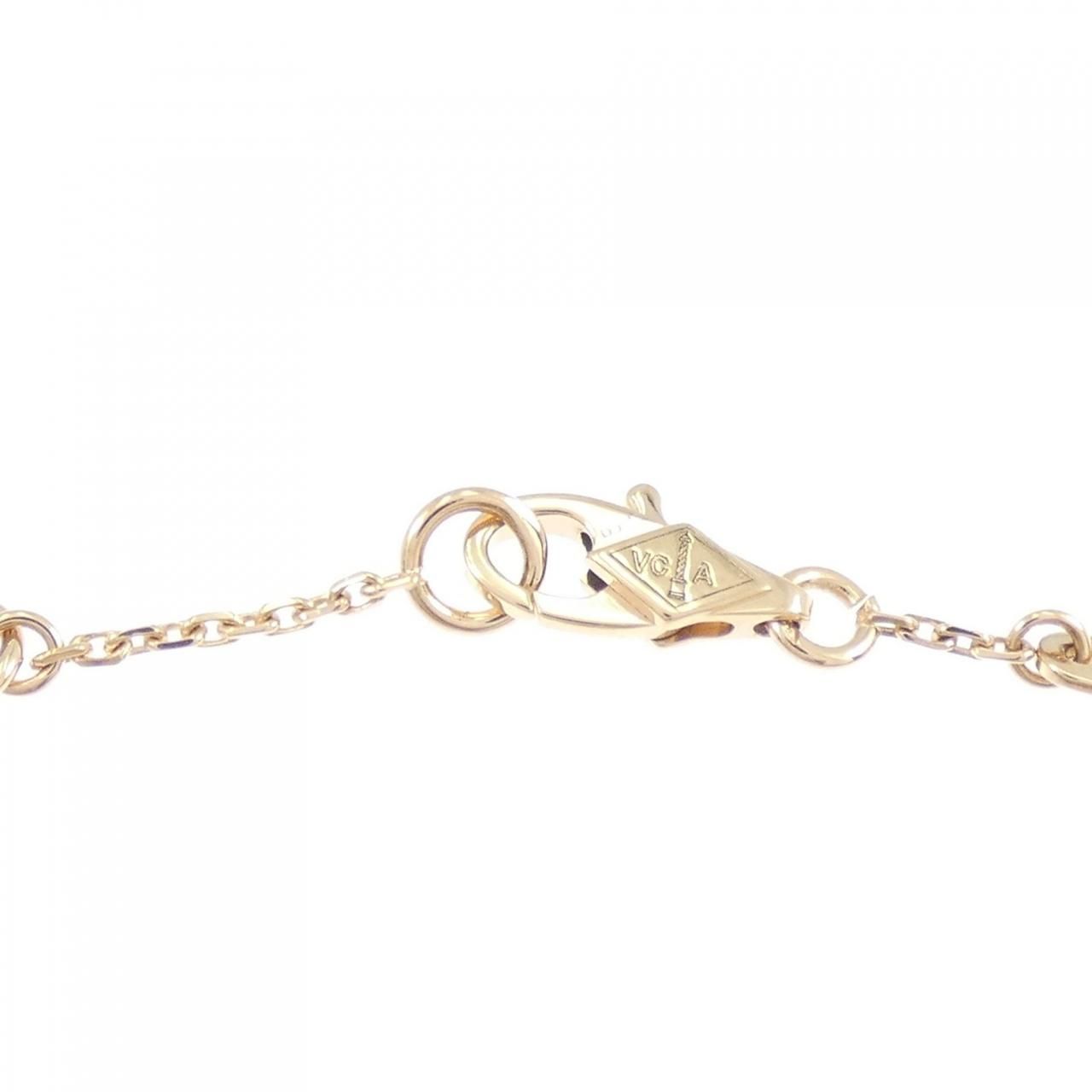Van Cleef & Arpels Sweet Alhambra Bracelet — view 3