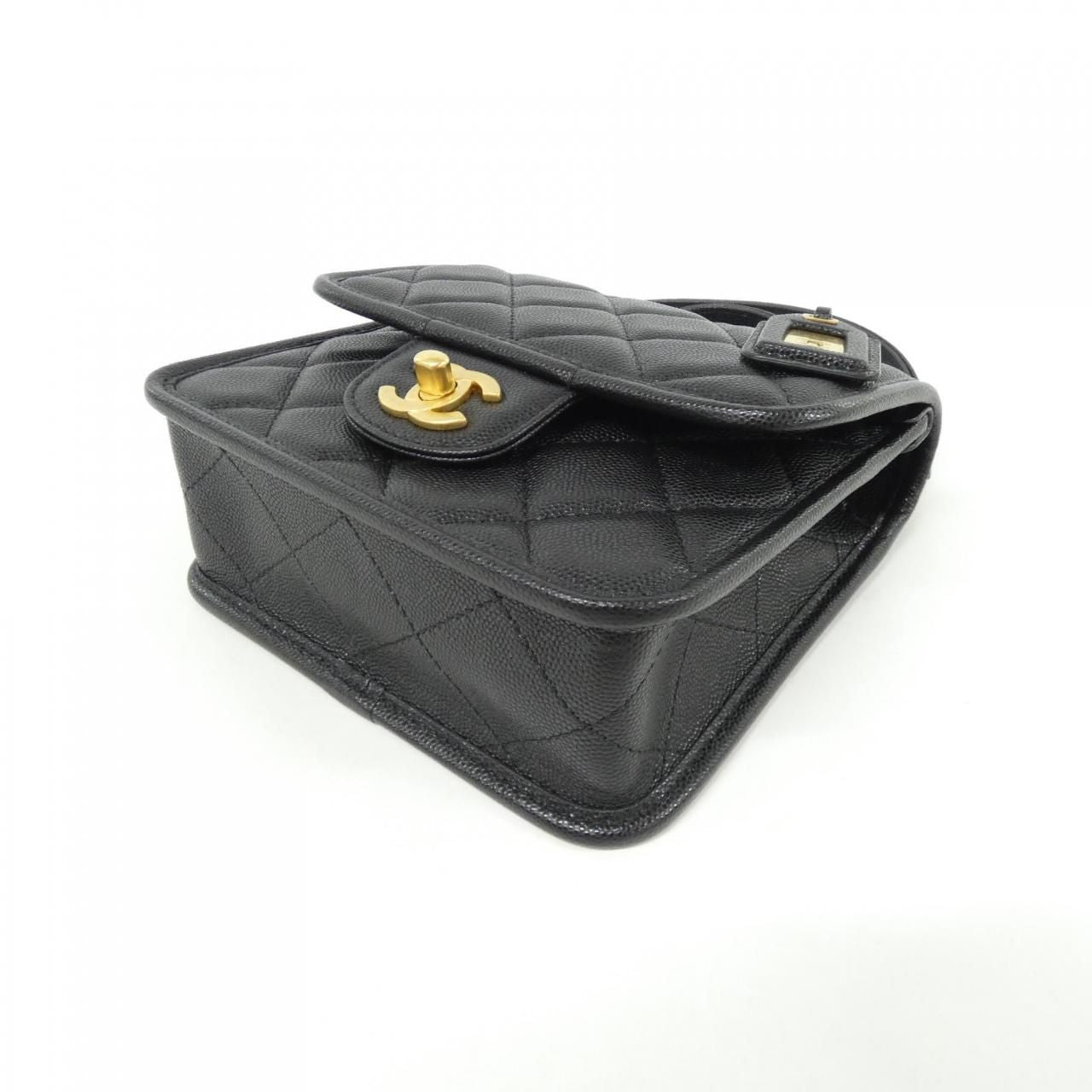 Chanel Shoulder Bag Black — view 3