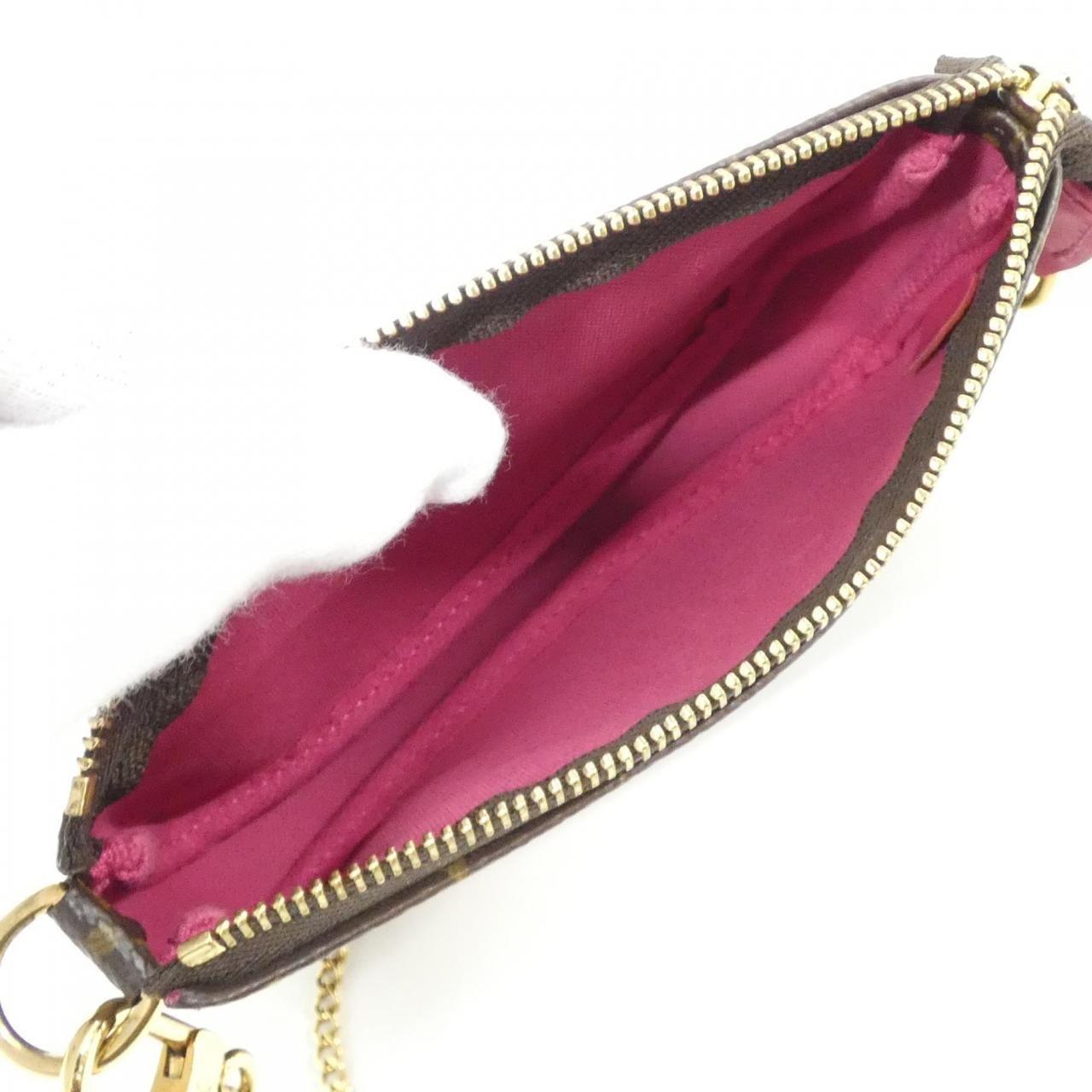 Louis Vuitton Monogram Mini Pochette Pouch — view 8