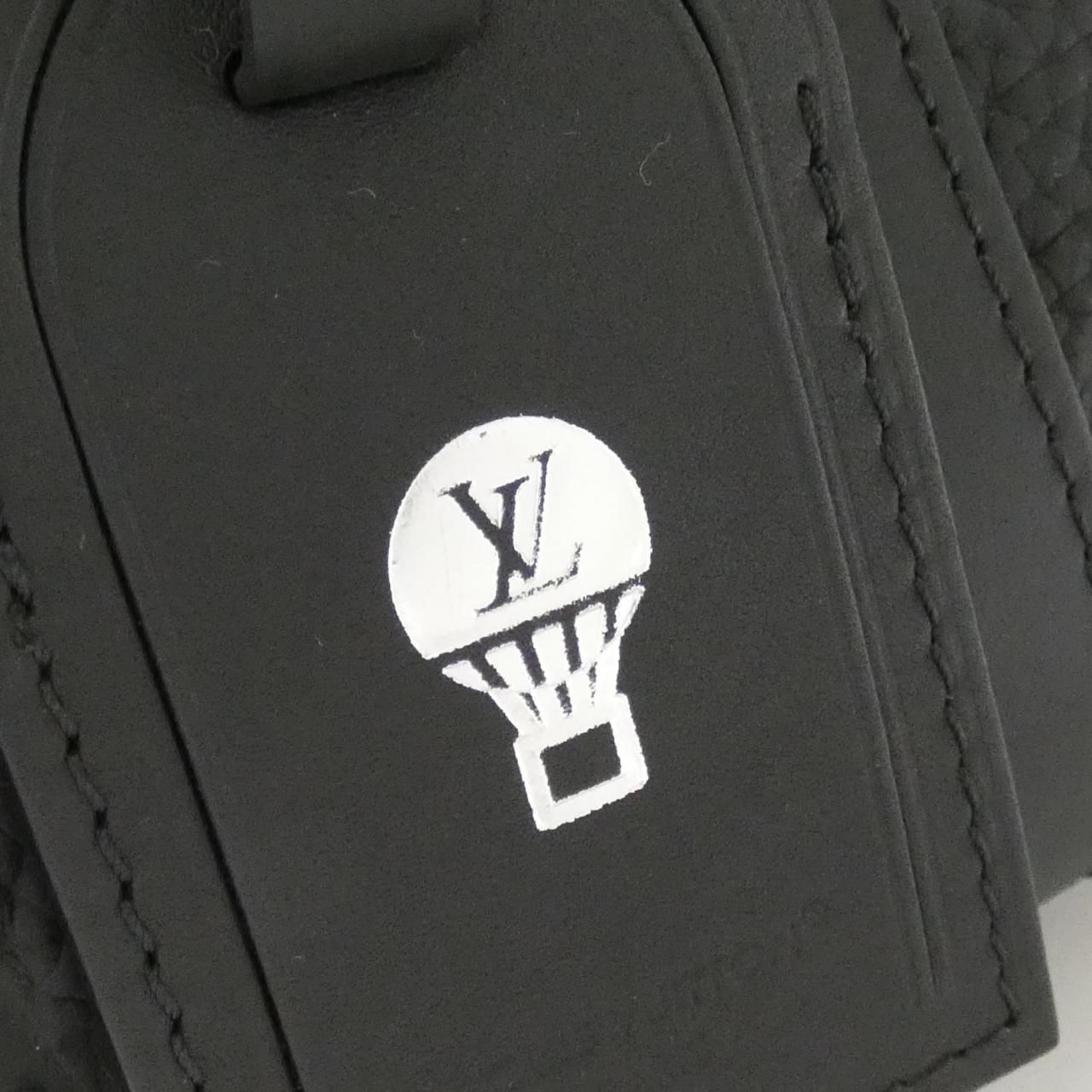 Louis Vuitton Taurillon Monogram Keepall Bandouliere 25 cm Boston — view 6