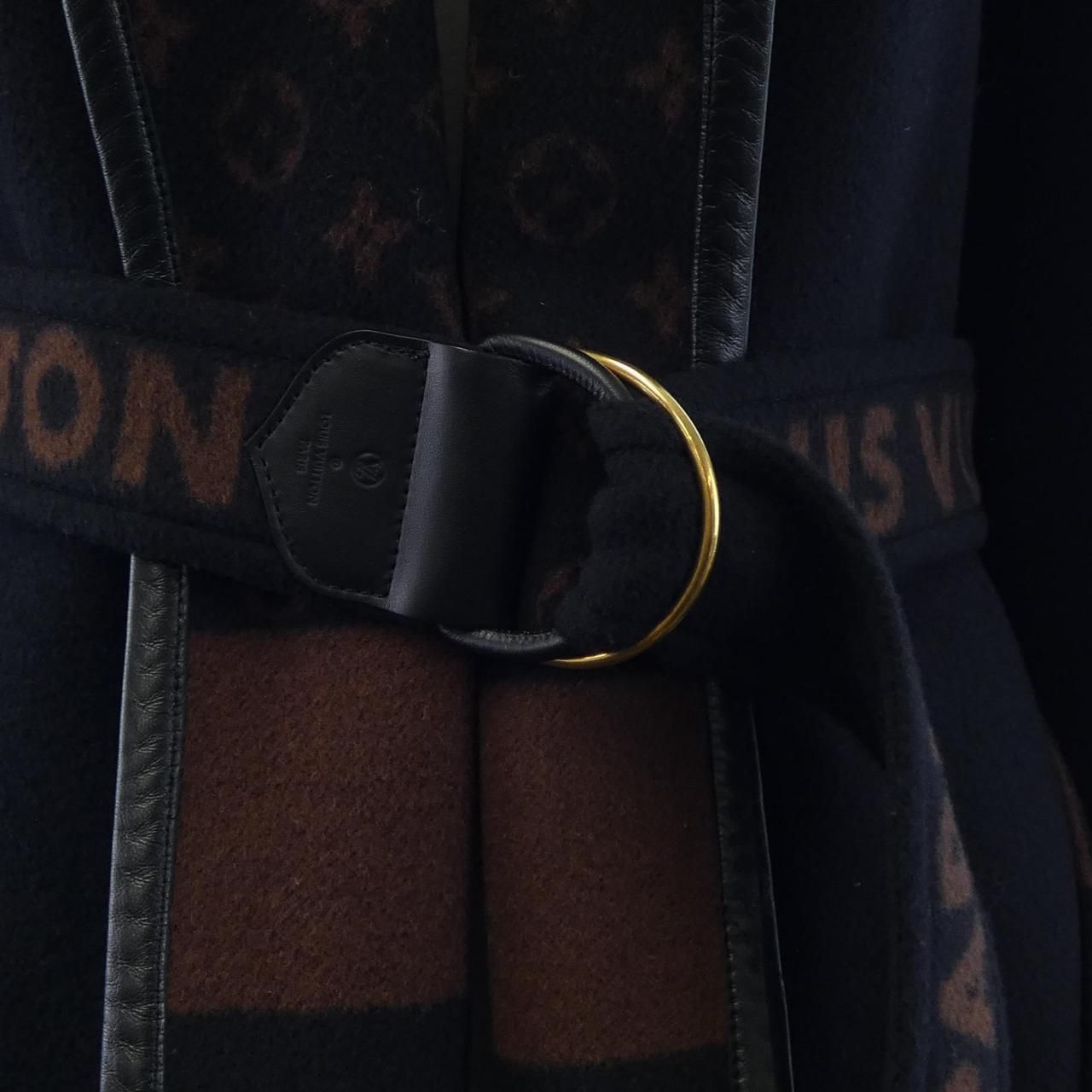 Louis Vuitton Cape & Ponchos Black — view 7