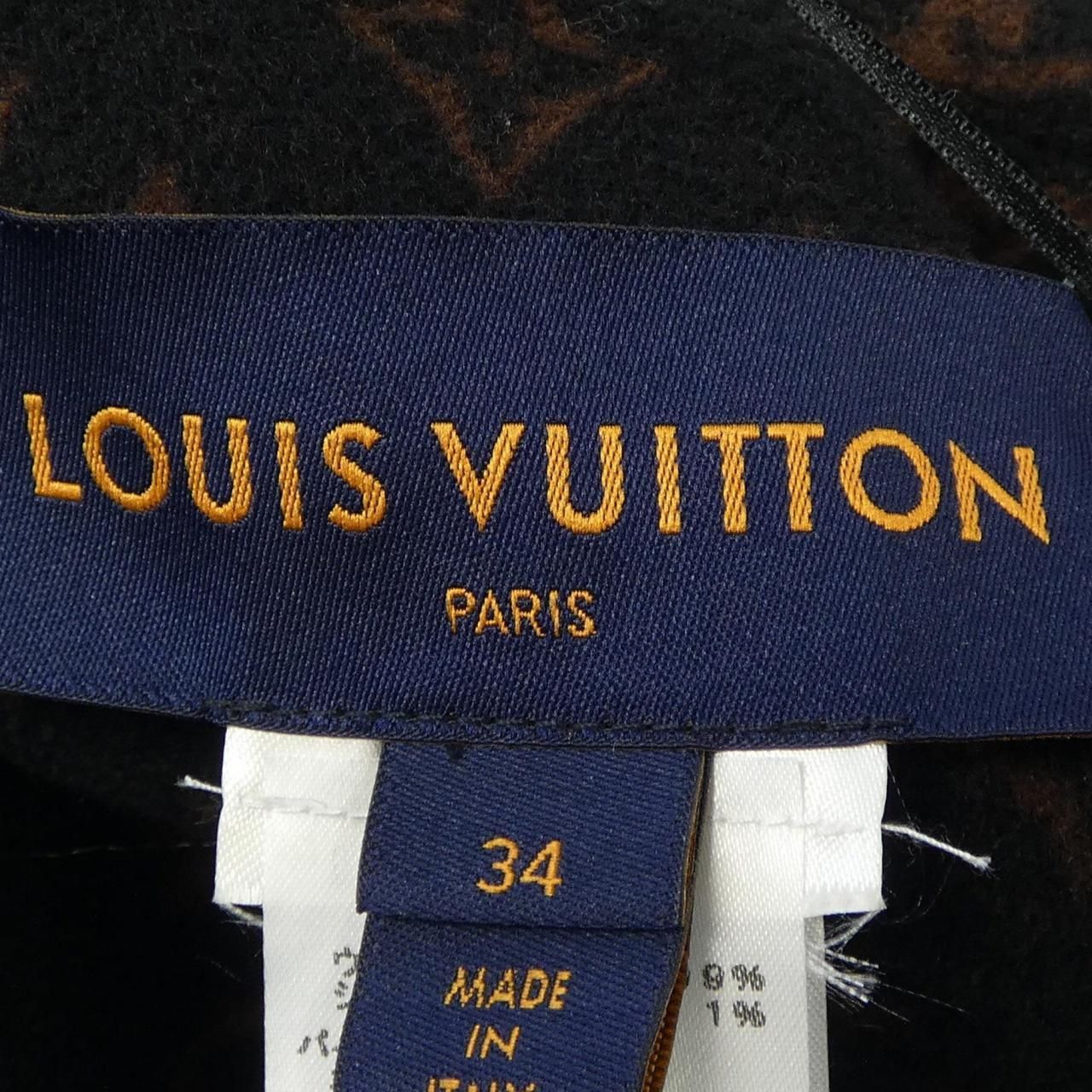 Louis Vuitton Cape & Ponchos Black — view 4
