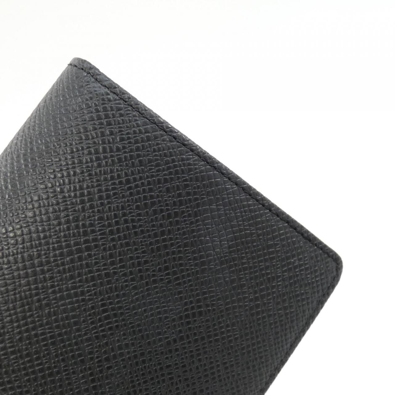 Louis Vuitton Taiga Porte Billets 3 Cult Cles Wallet — view 3