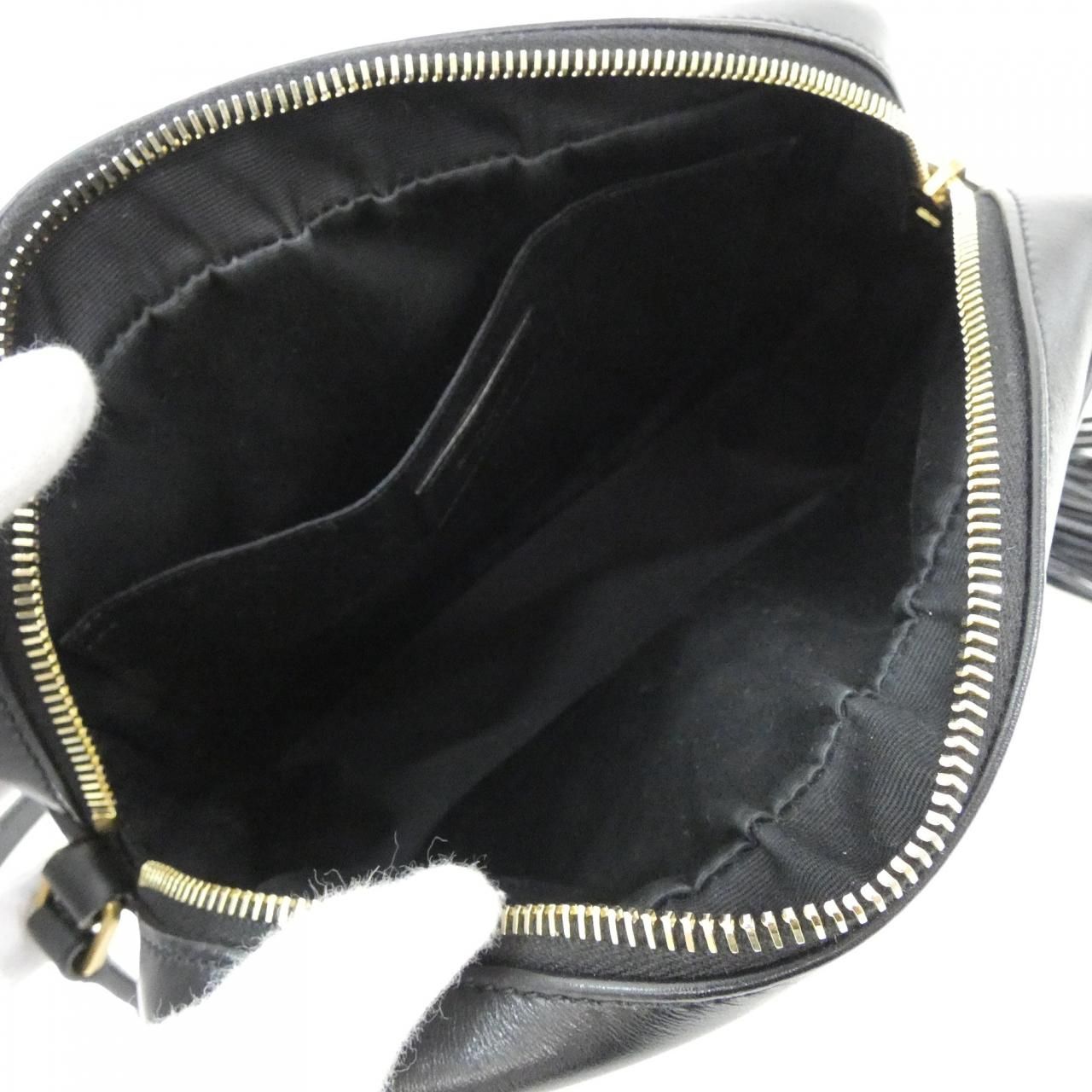 Saint Laurent Lou M Shoulder — view 9