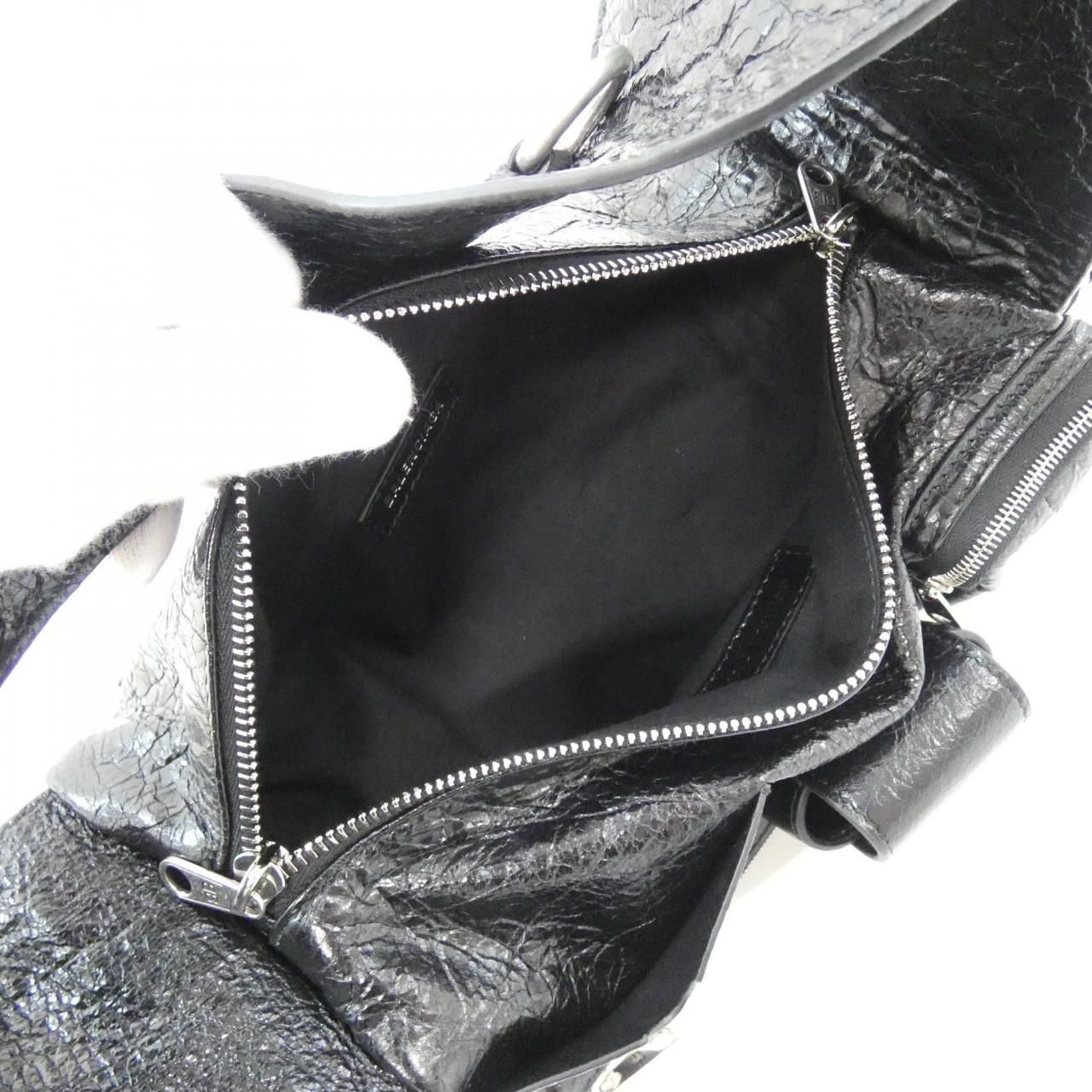 Balenciaga Superbusy XS Sling — view 7