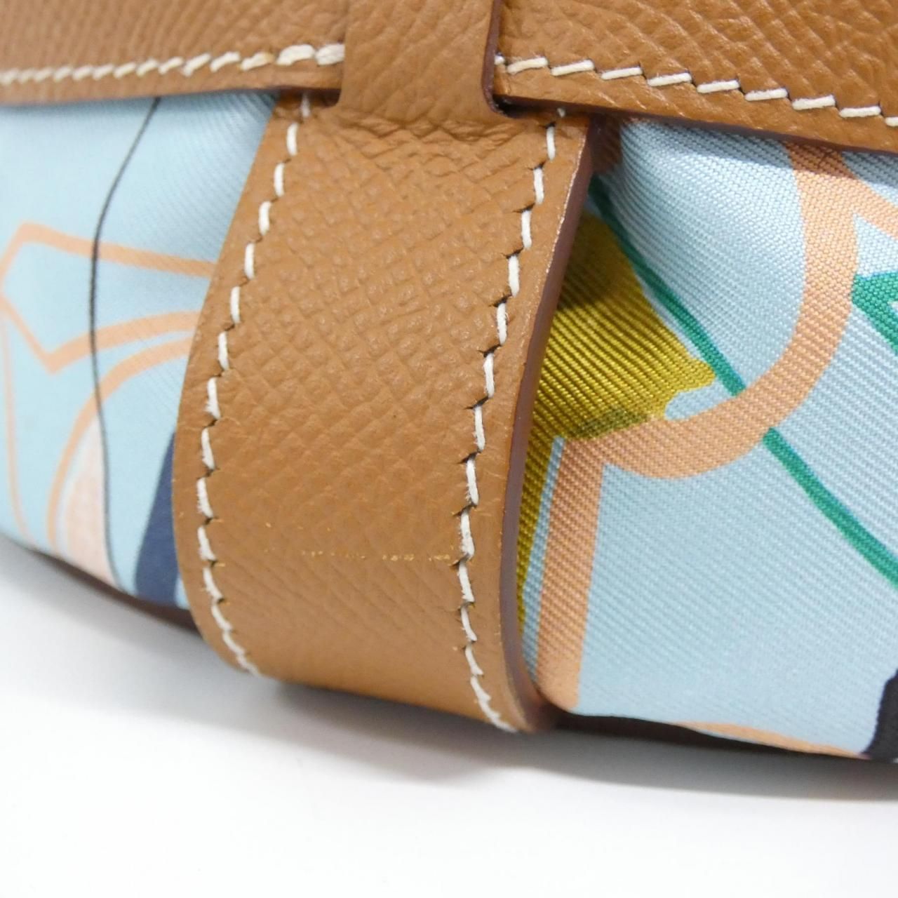 Hermes Modernisme Tropical Musardine Shoulder — view 3