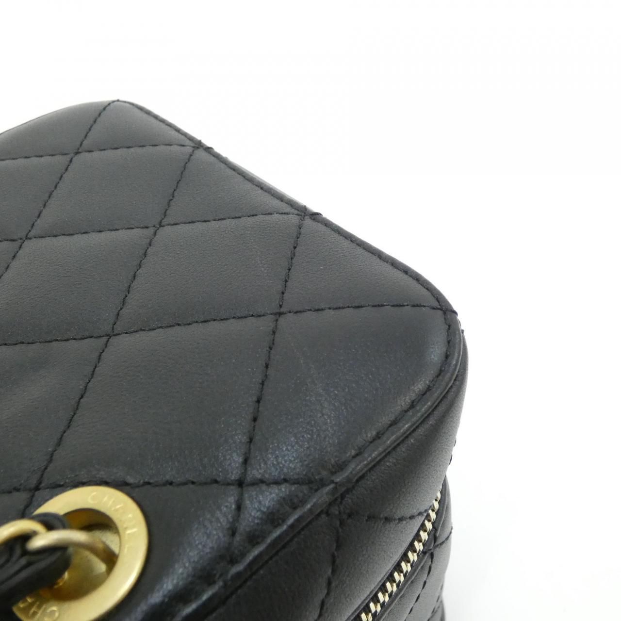 Chanel Shoulder Bag Black — view 4