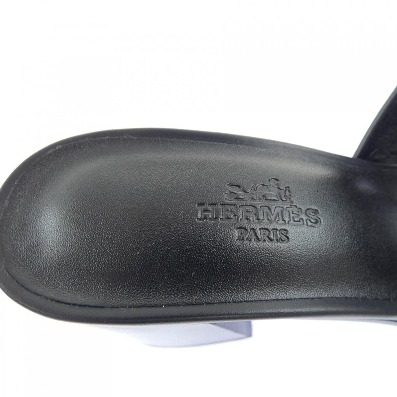 Hermes Area Helia Cut Details Sandals — view 6