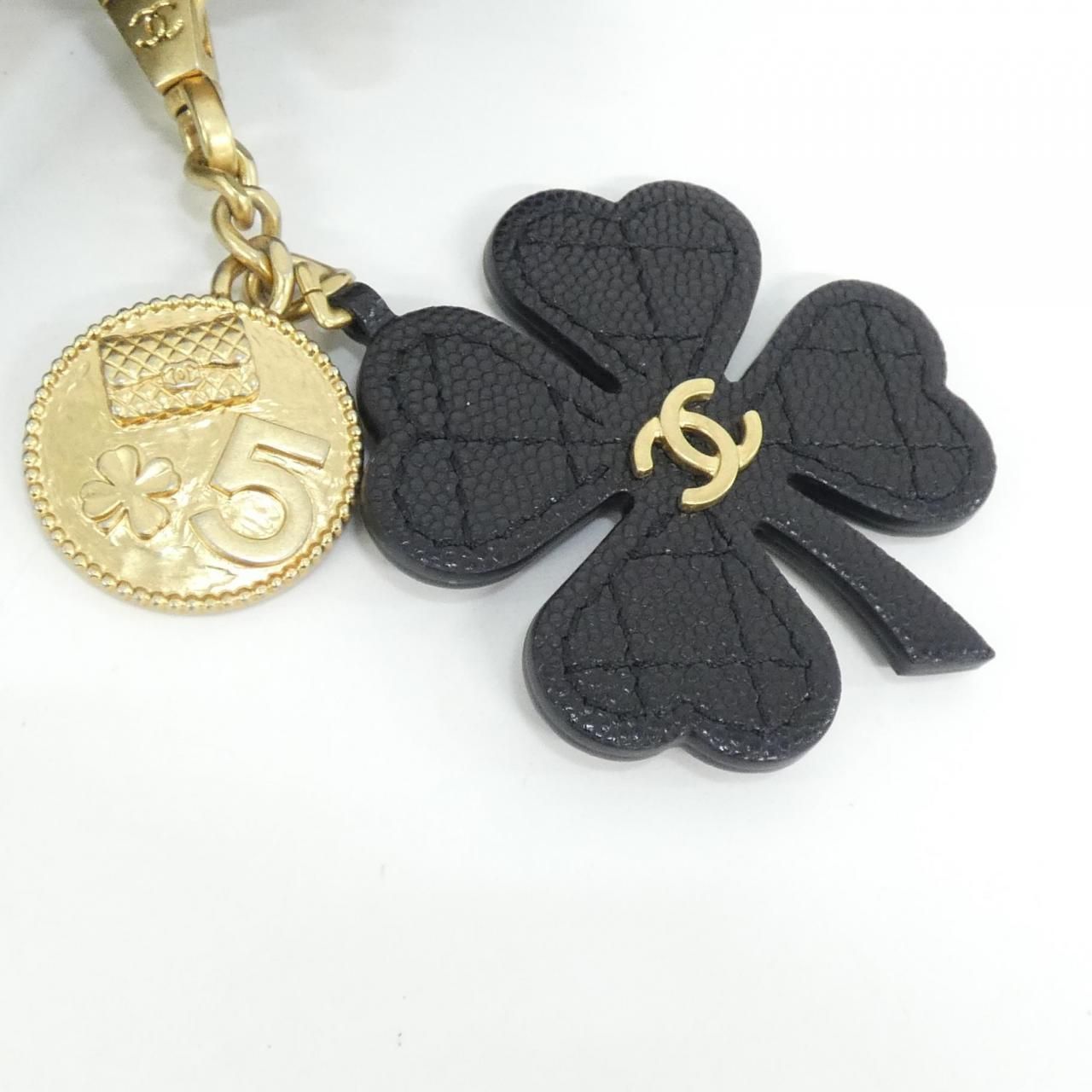 Chanel Bag Handbag Black — view 5
