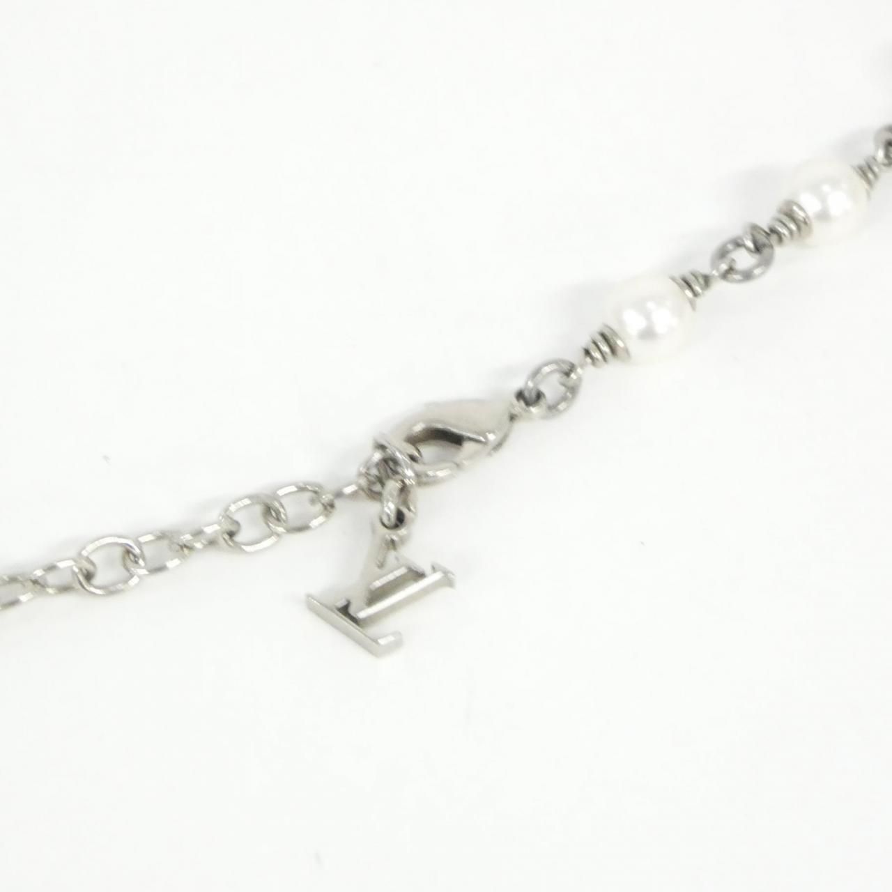 Louis Vuitton Necklace LV Pearl — view 3
