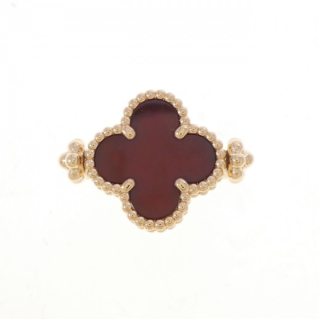 Van Cleef & Arpels Vintage Alhambra Reversible Ring — view 3