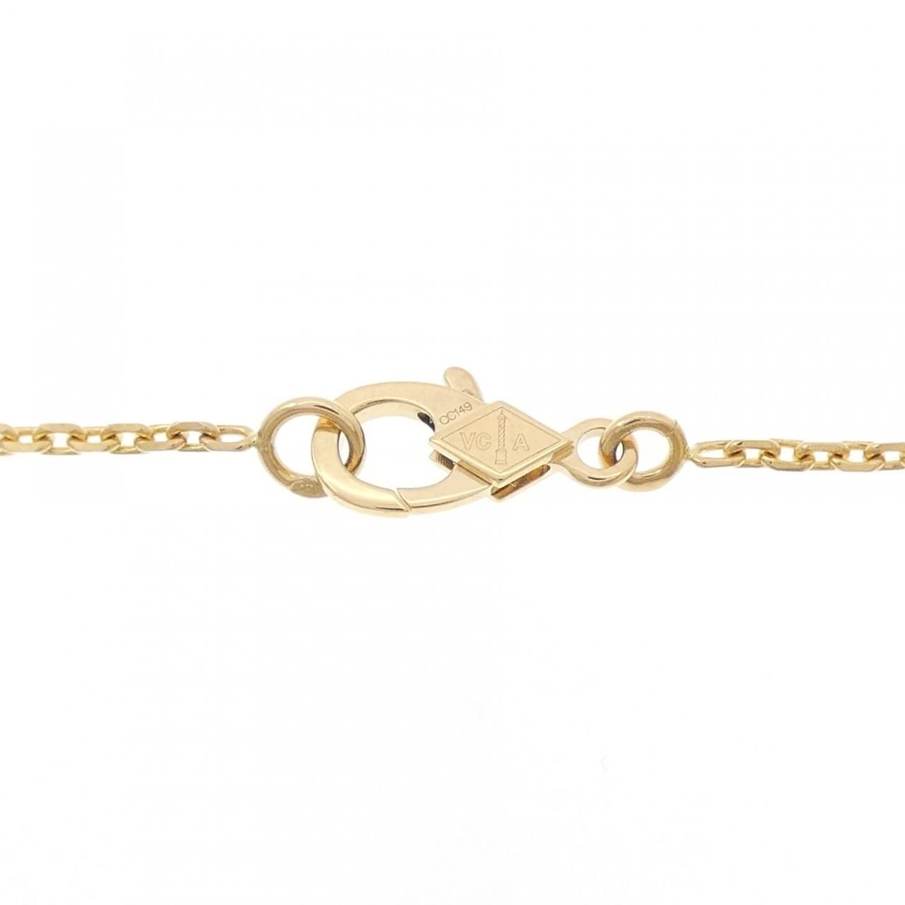 Van Cleef & Arpels Vintage Alhambra Necklace — view 4