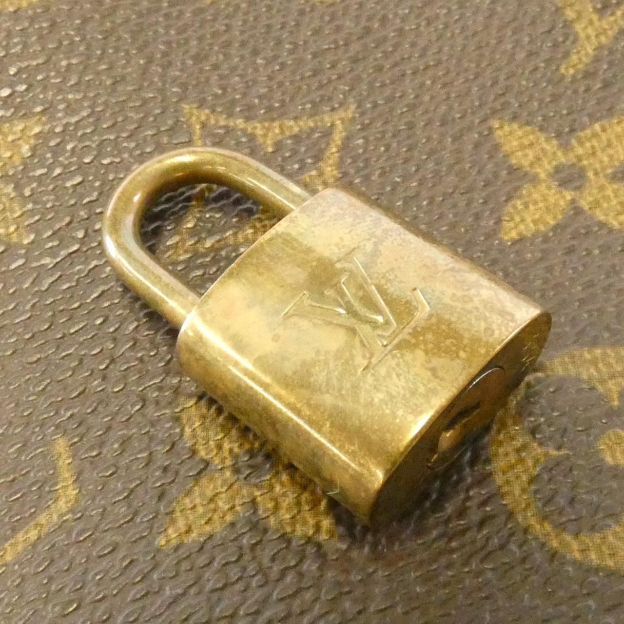 Louis Vuitton Monogram Bowling Vanity — view 4