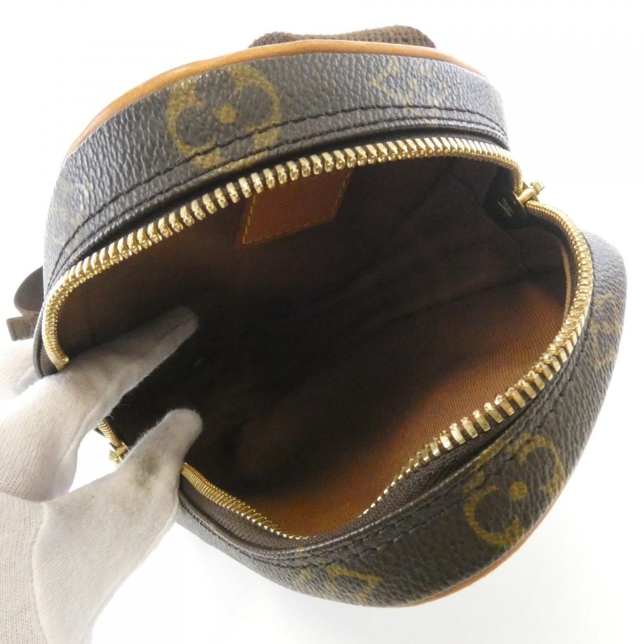 Louis Vuitton Monogram Pochette Gange — view 8