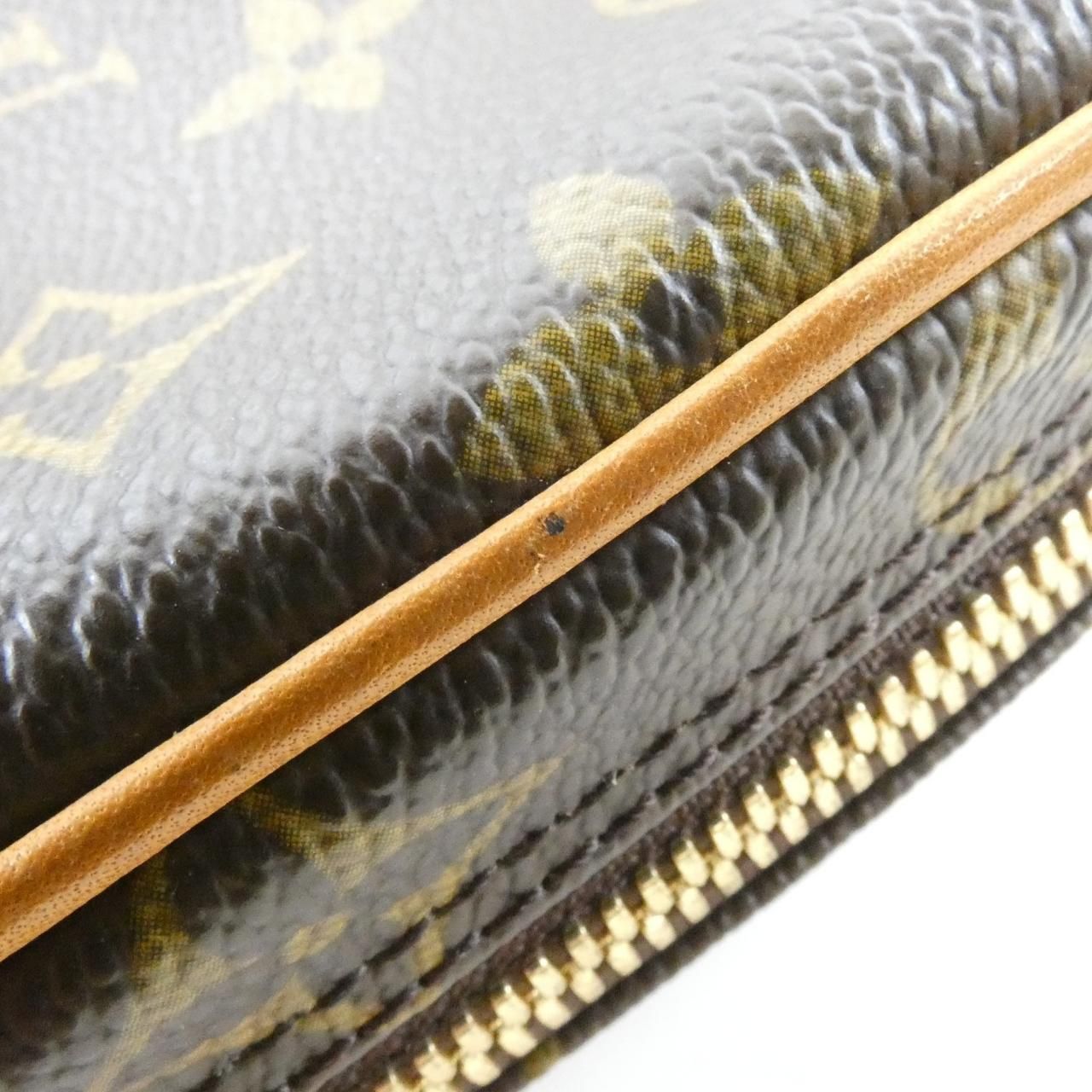 Louis Vuitton Monogram Pochette Gange — view 5
