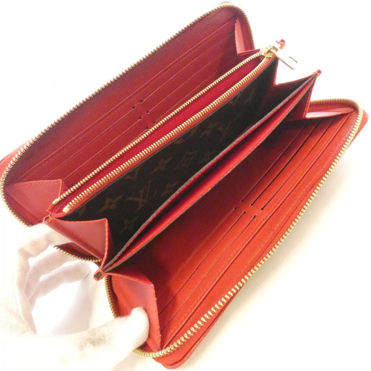 Louis Vuitton Monogram Zippy Wallet Retiro — view 4