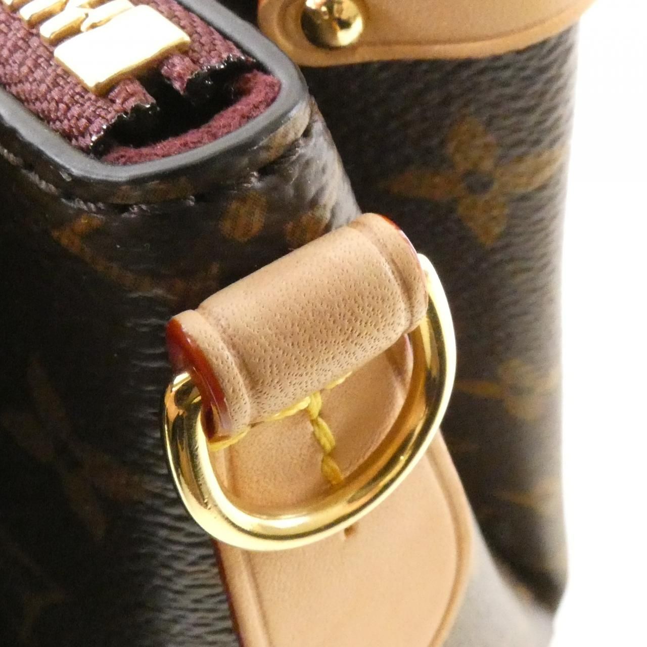 Louis Vuitton Monogram Soufflo BB — view 3