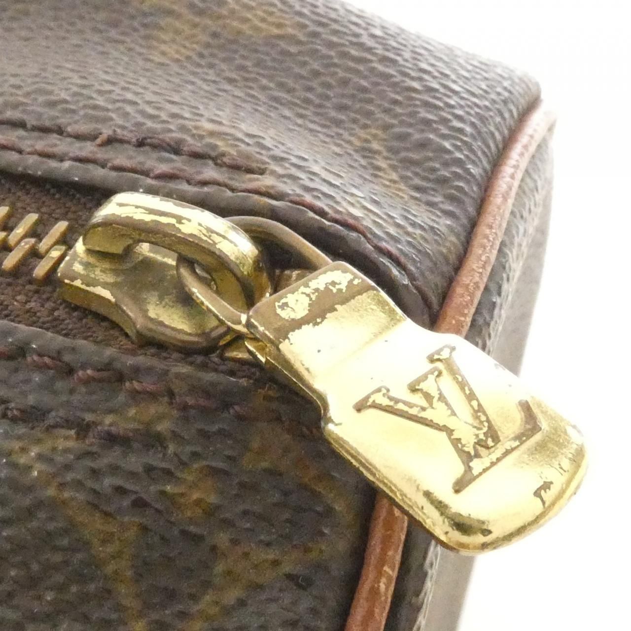 Louis Vuitton Monogram Papillon 26 cm — view 3