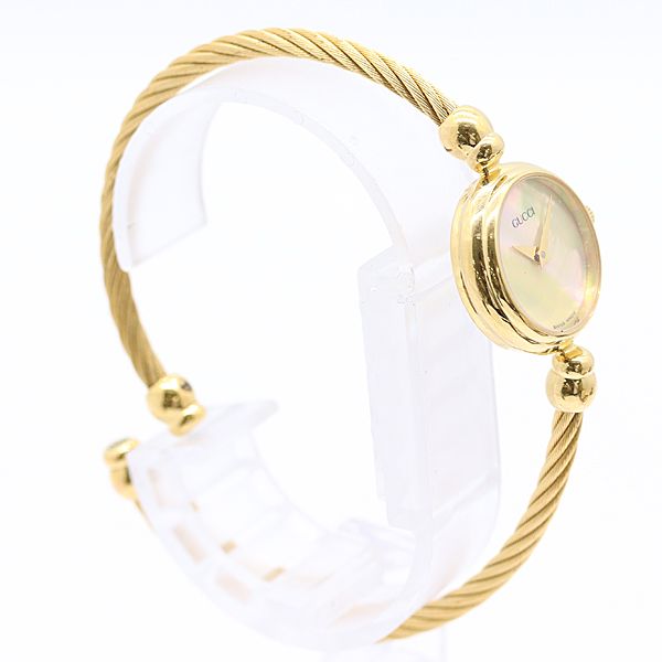 Gucci Quartz Bangle Watch Shell Dial — view 2