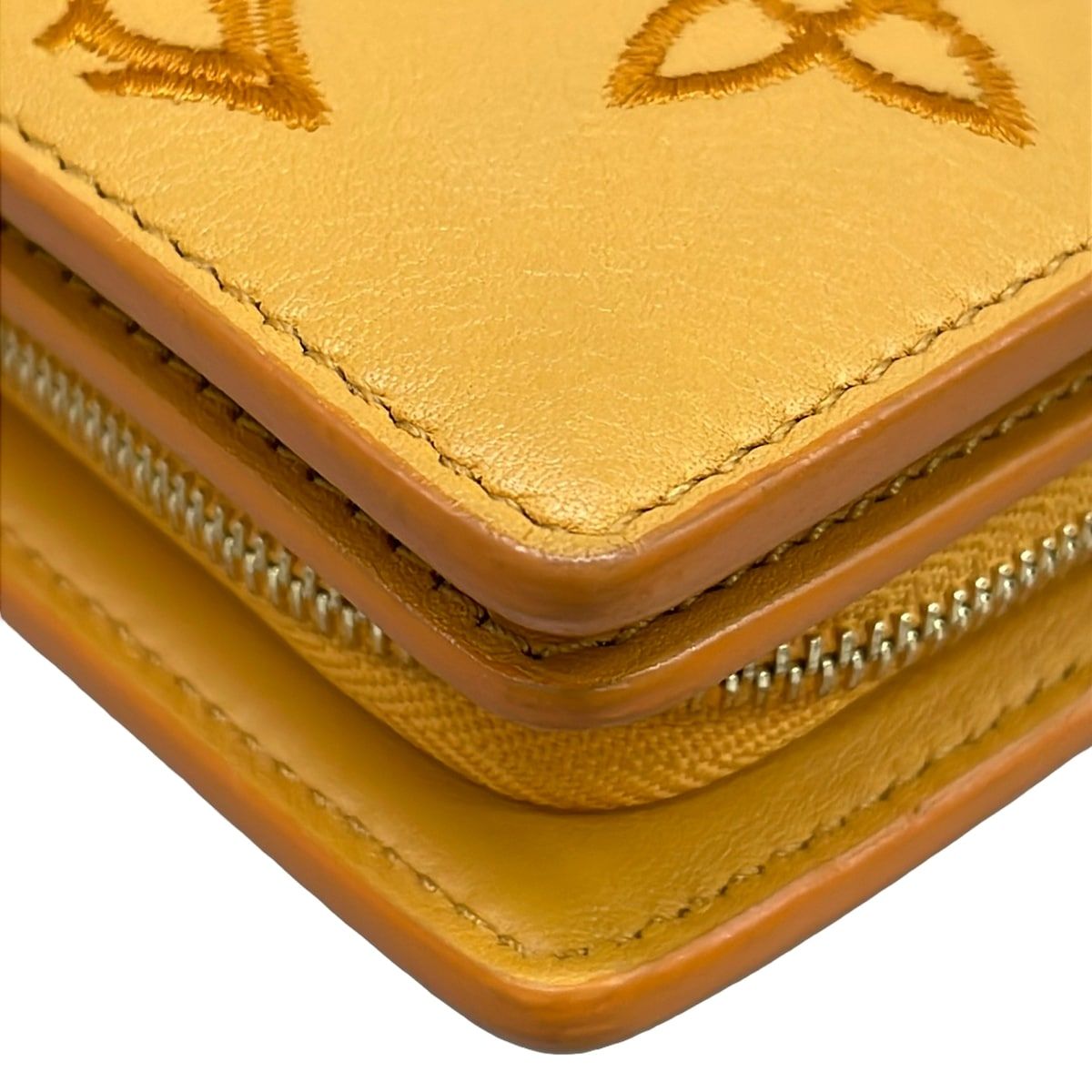 Louis Vuitton Bifold Wallet Collection Line Portefeuille Clair Saffron Leather — view 6