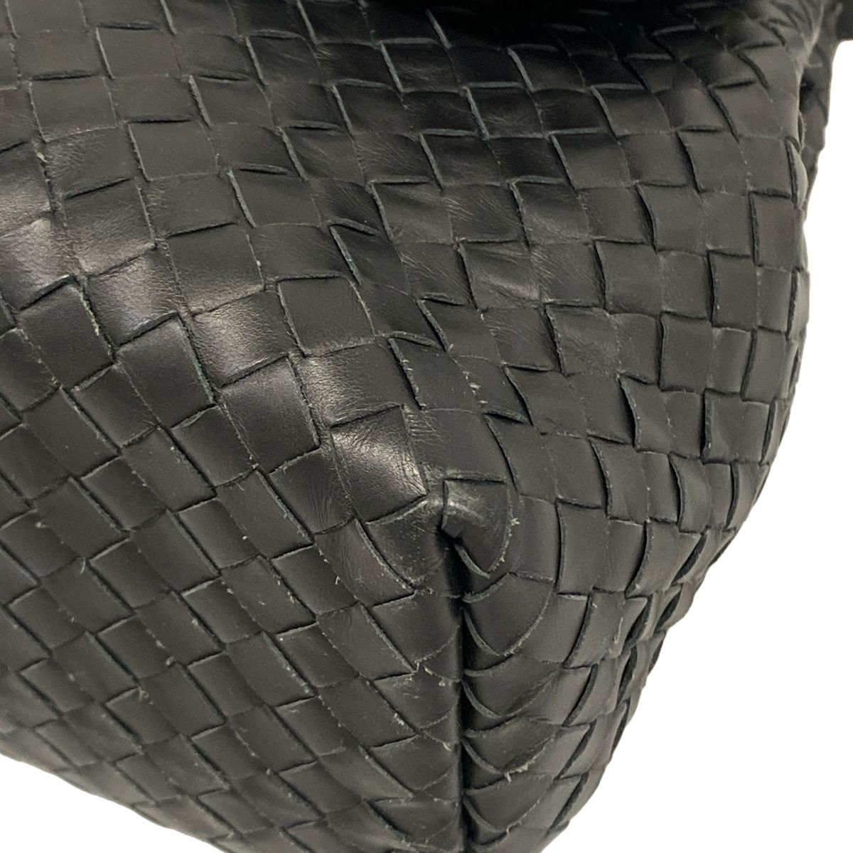 Bottega Veneta Shoulder Bag Intrecciato Black Leather — view 6