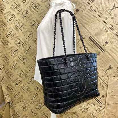 Chanel Tote Chocolate Bar Big CC Logo Chain Black Business Travel — view 3