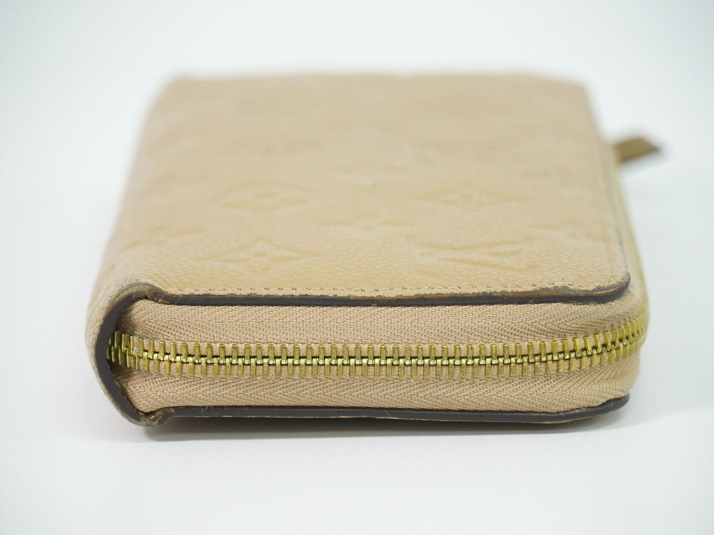 Louis Vuitton LV Zippy Wallet Monogram Empreinte Leather Beige — view 4