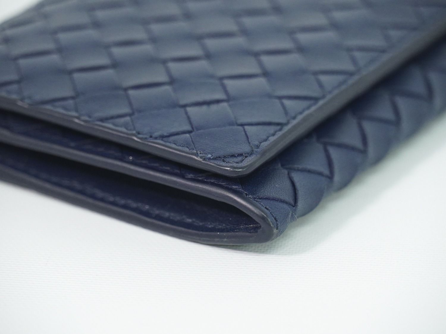 Bottega Veneta Intrecciato Wallet Billfold Leather Navy — view 6