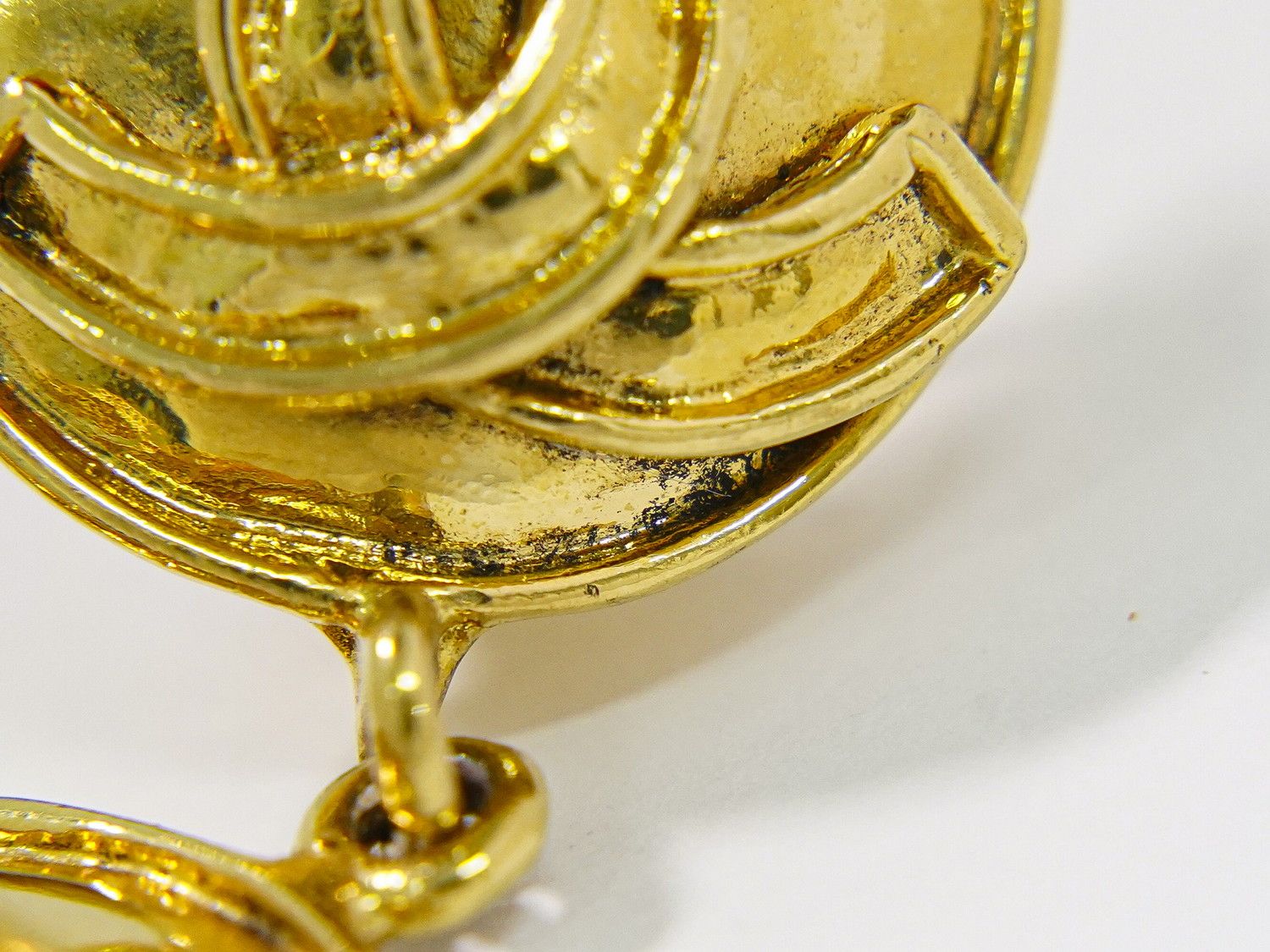 Chanel CC Logo Vintage Earrings Gold Plated — view 6