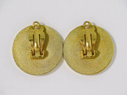 Chanel CC Logo Earrings Gold Plated — view 2