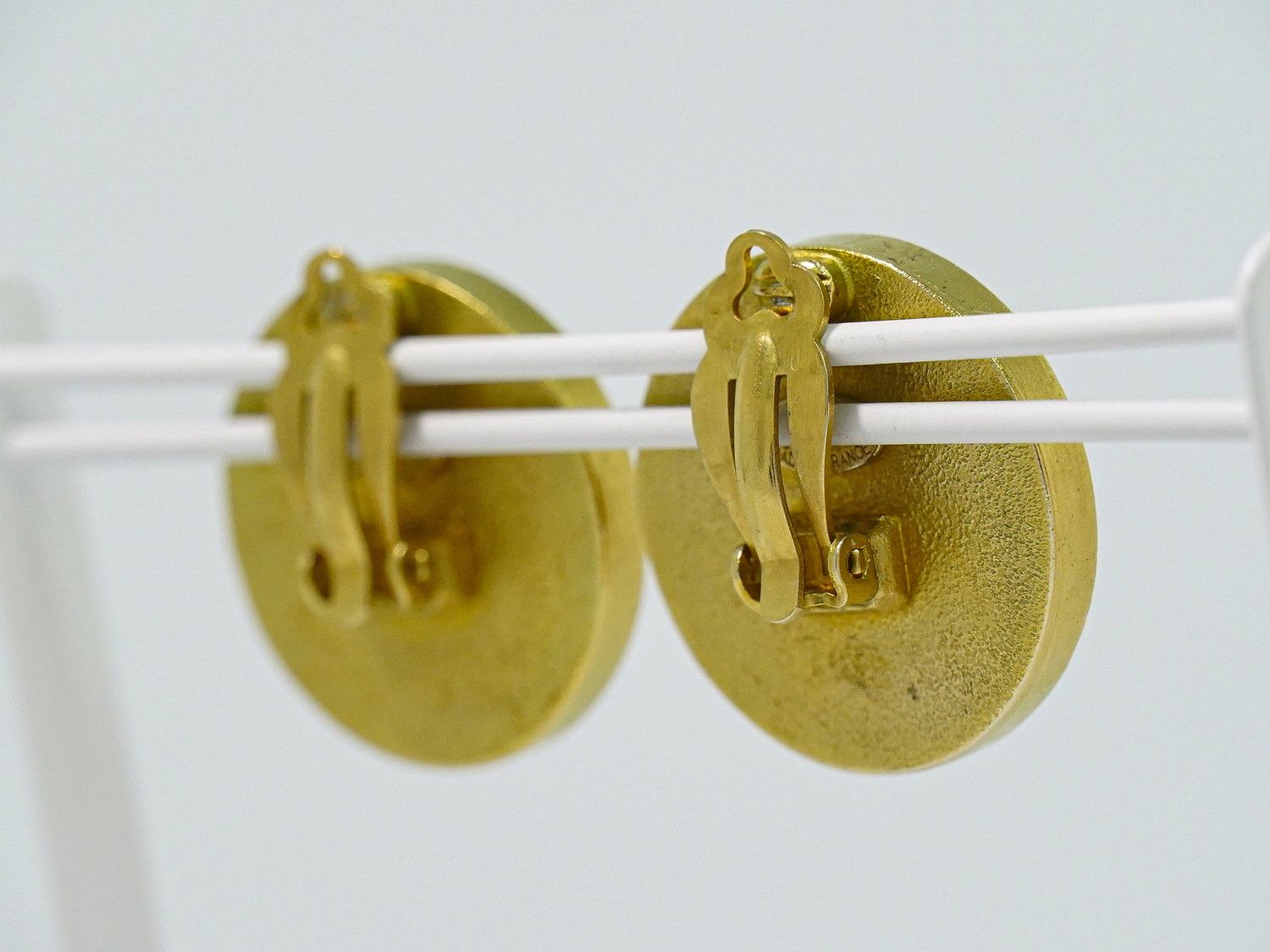 Chanel CC Logo Earrings Gold Plated — view 8