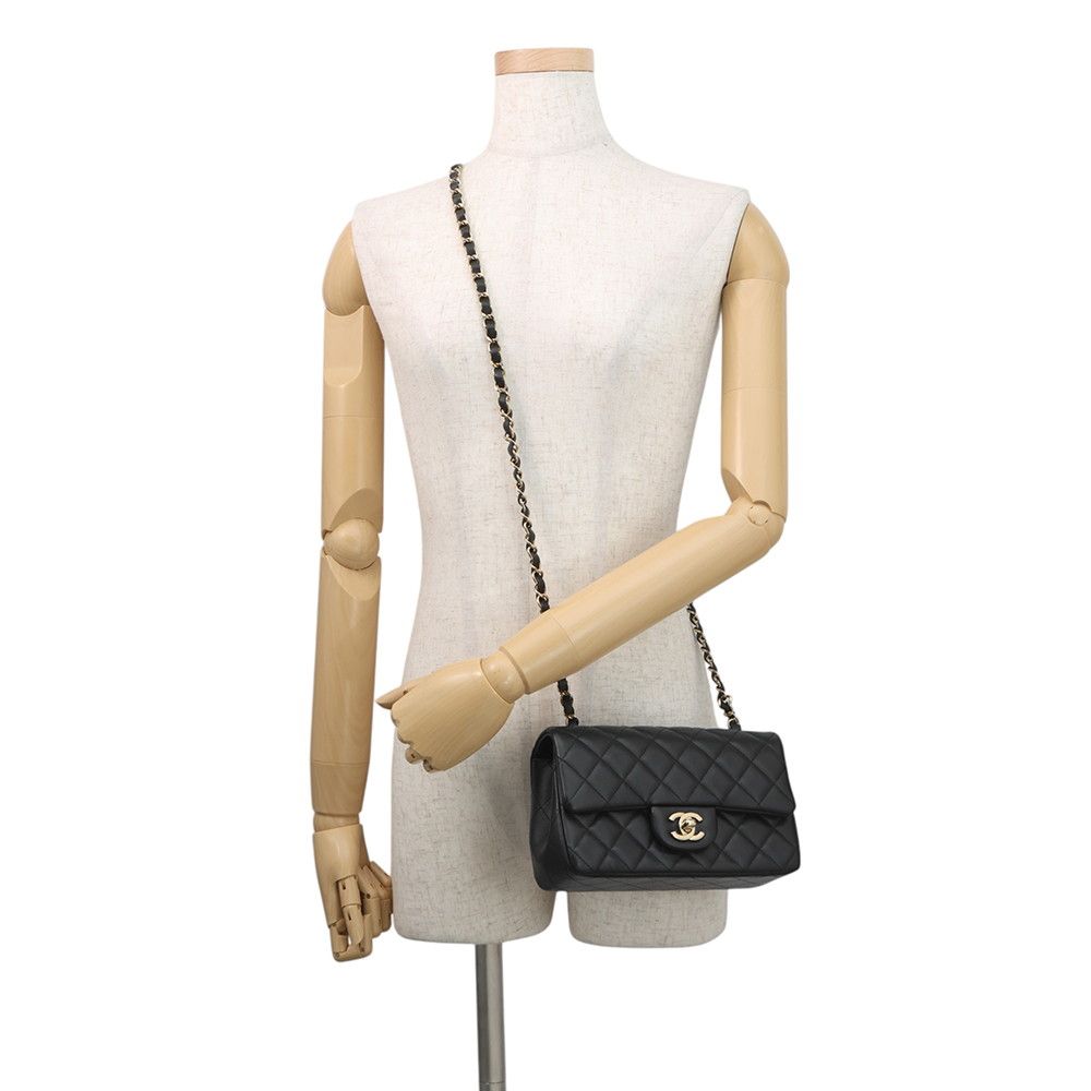 Chanel Chain Shoulder Bag Mini Quilted 20 CC Logo Lambskin Black — view 4