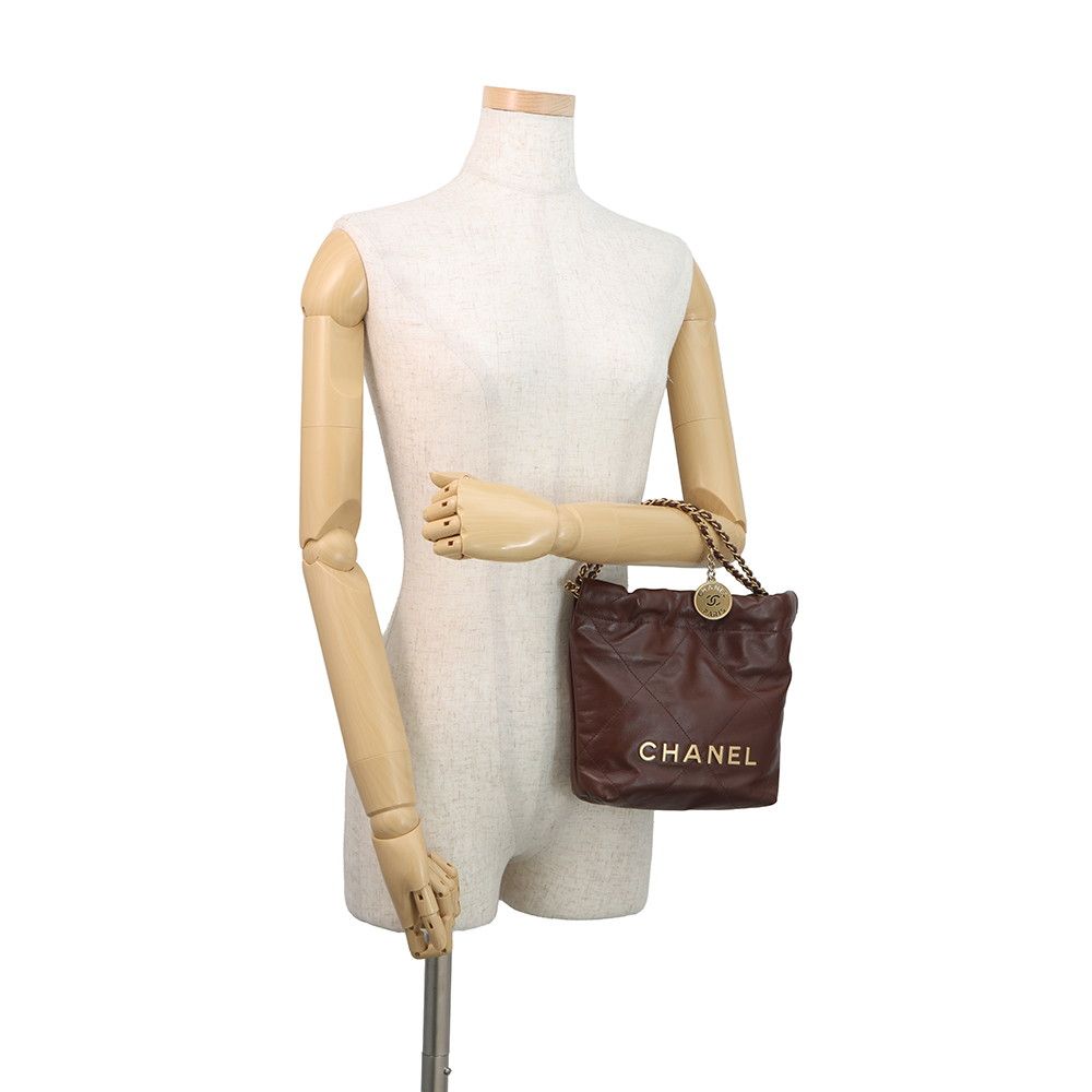 Chanel 22 Mini CC Logo Shiny Calfskin 2-Way Shoulder — view 4