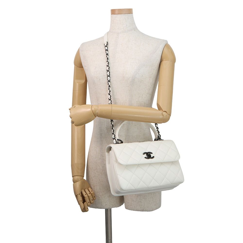 Chanel Handbag CC Logo Quilted Trendy CC Bag 2-Way Chain Shoulder White — view 5