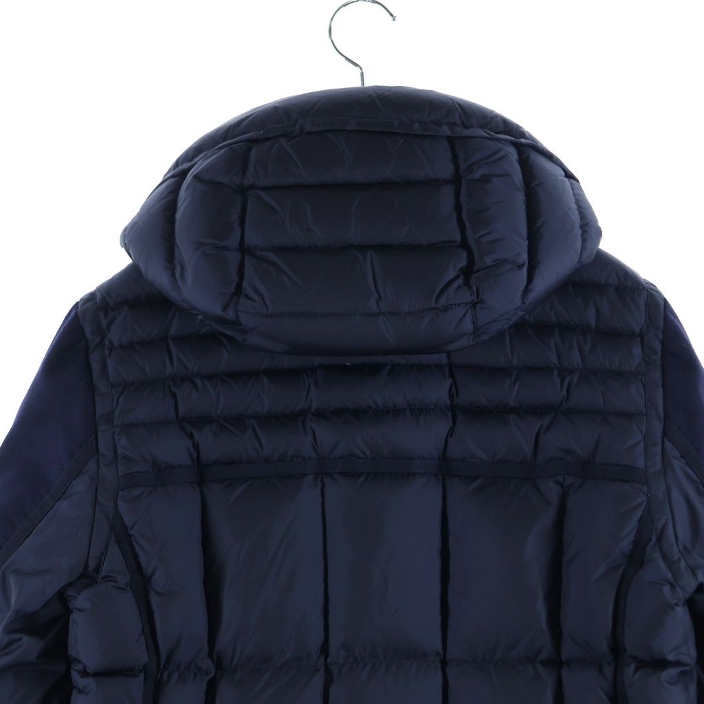 Moncler Jacob Giubbotto Logo Patch Cut Replacement Down Jacket Navy — view 4