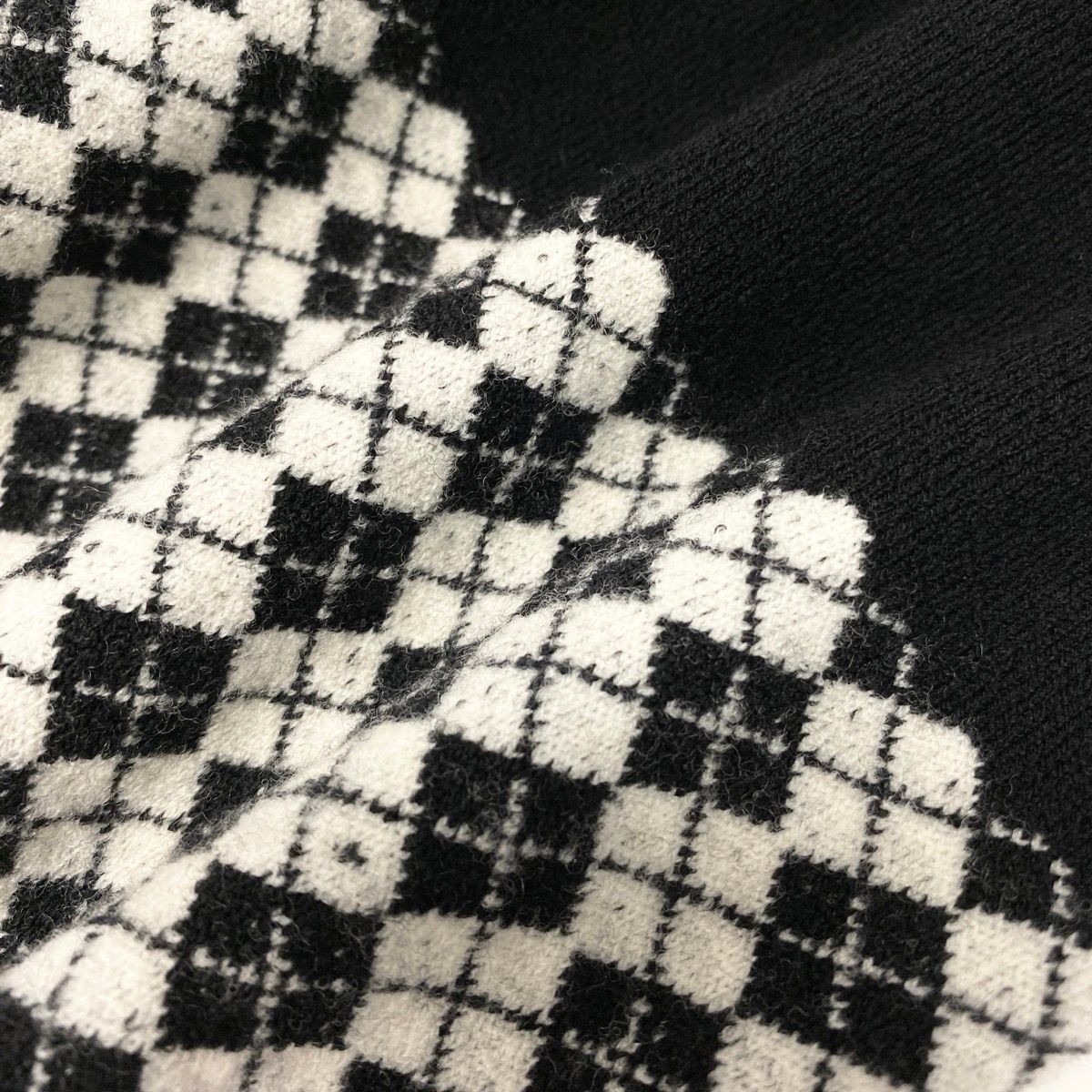 Chanel Knit Pants Tights CC Logo Agyle Pattern S Black White — view 8